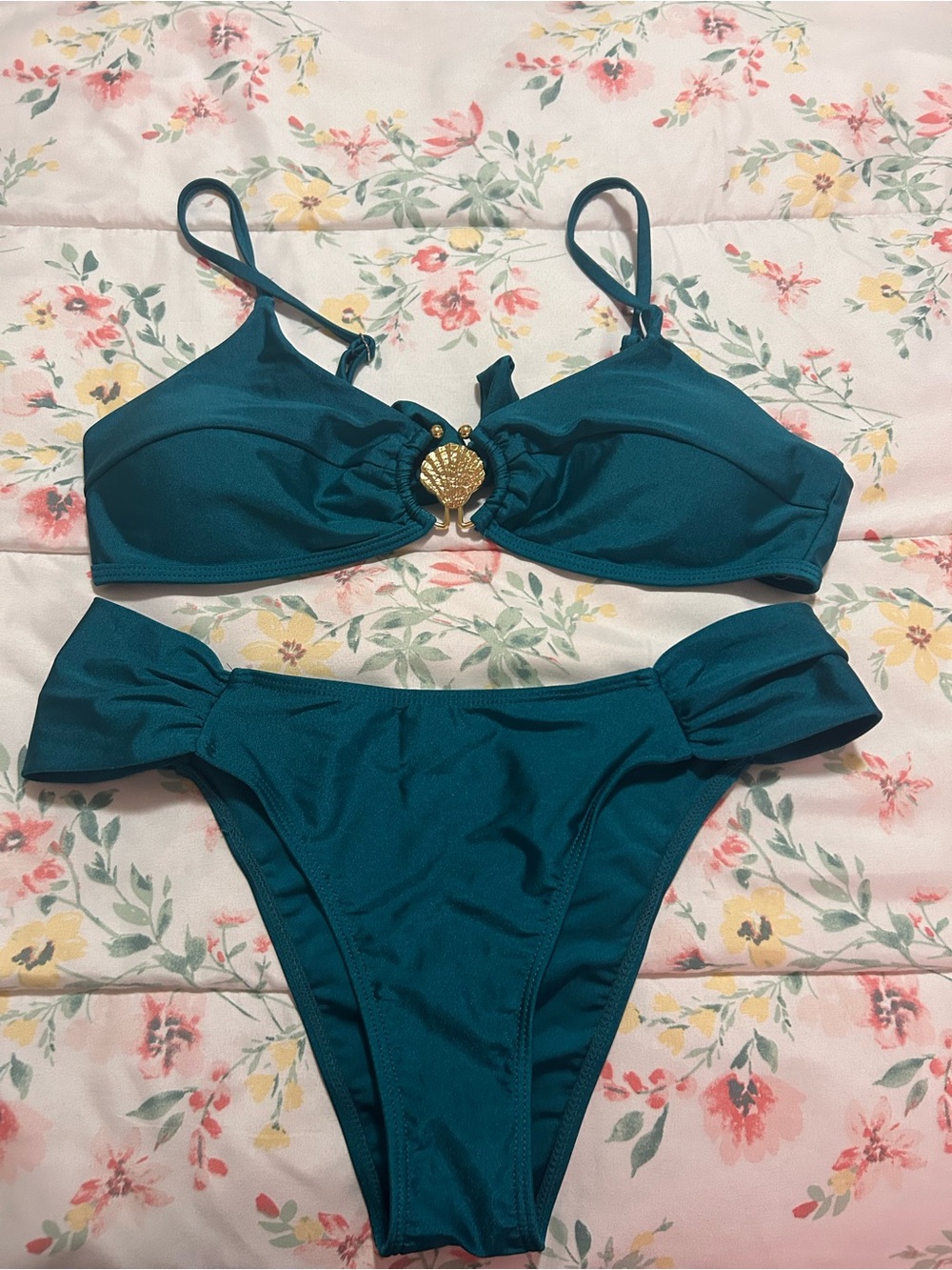 SHEIN Teal Shell-Embellished Bikini Set
